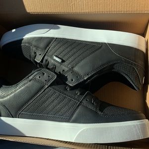 Osiris sneakers